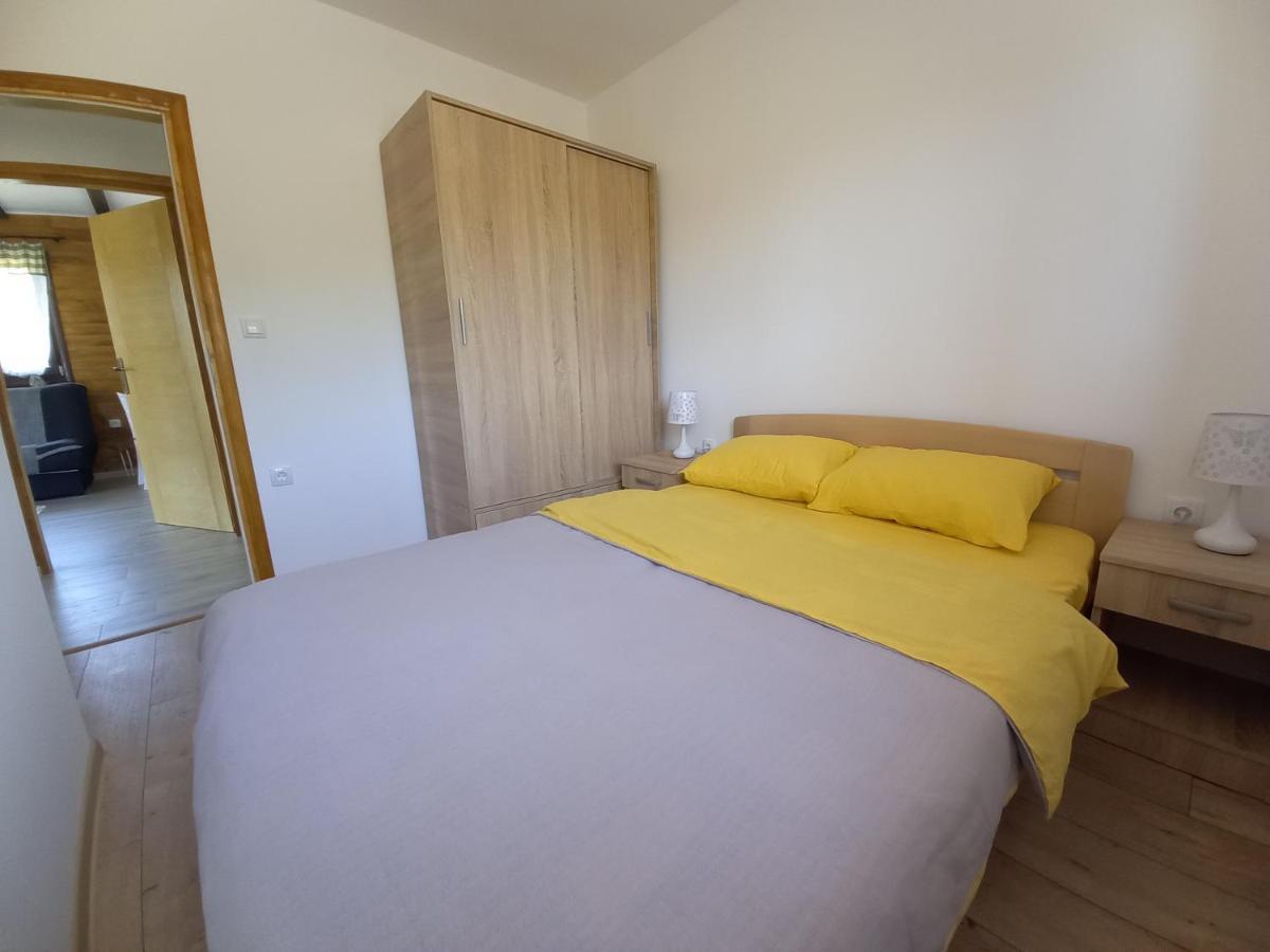Turizam Koturovic Bed & Breakfast Иваница Екстериор снимка
