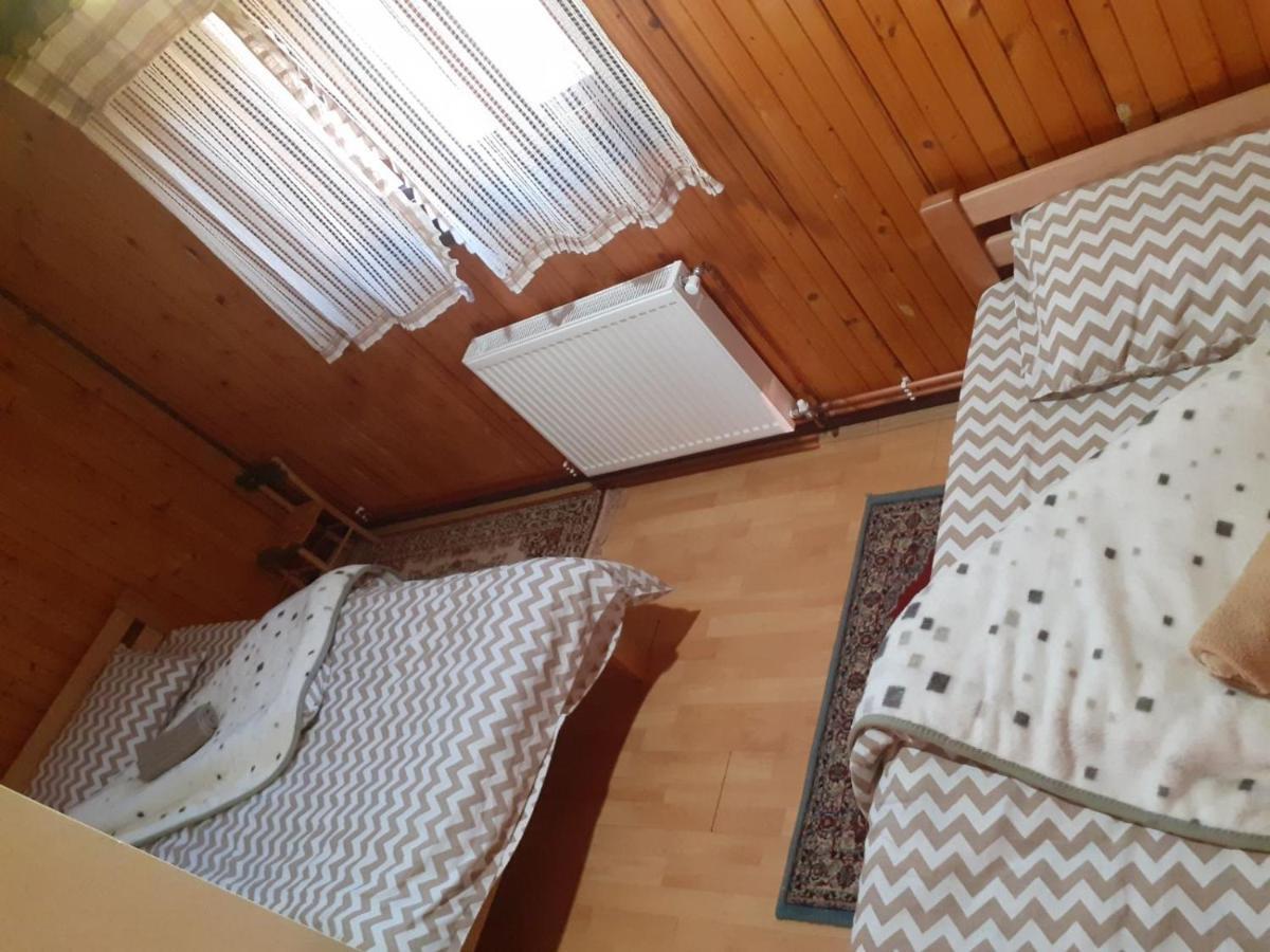 Turizam Koturovic Bed & Breakfast Иваница Екстериор снимка